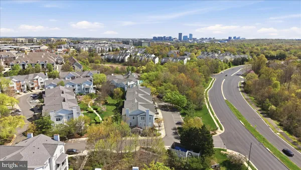 $450,000 | 13046 Cabin Creek Road, Herndon, VA 20171