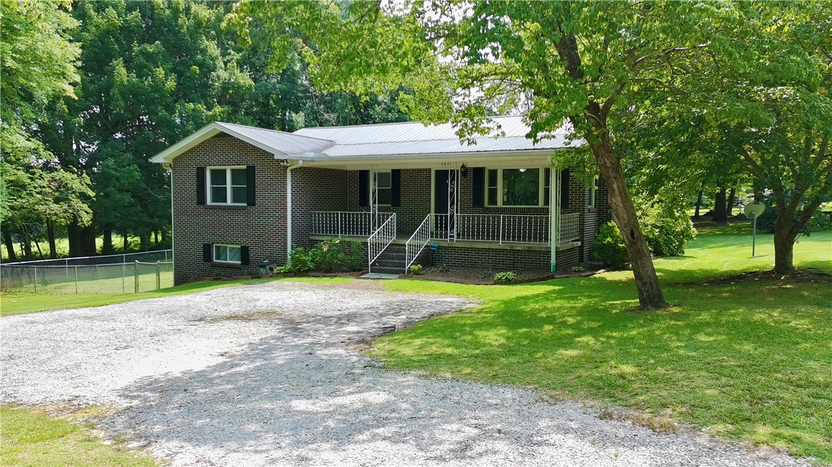 202 Muller Road Walhalla, SC 29691 - Photo 1 of 49 Gallery Image 1