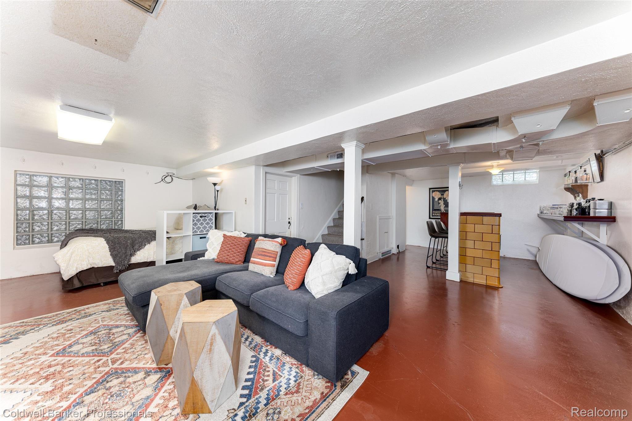 265 Moross Road Grosse Pointe, MI 48236 - Photo 33 of 40 265 Moross Rd (33 of 42).jpg