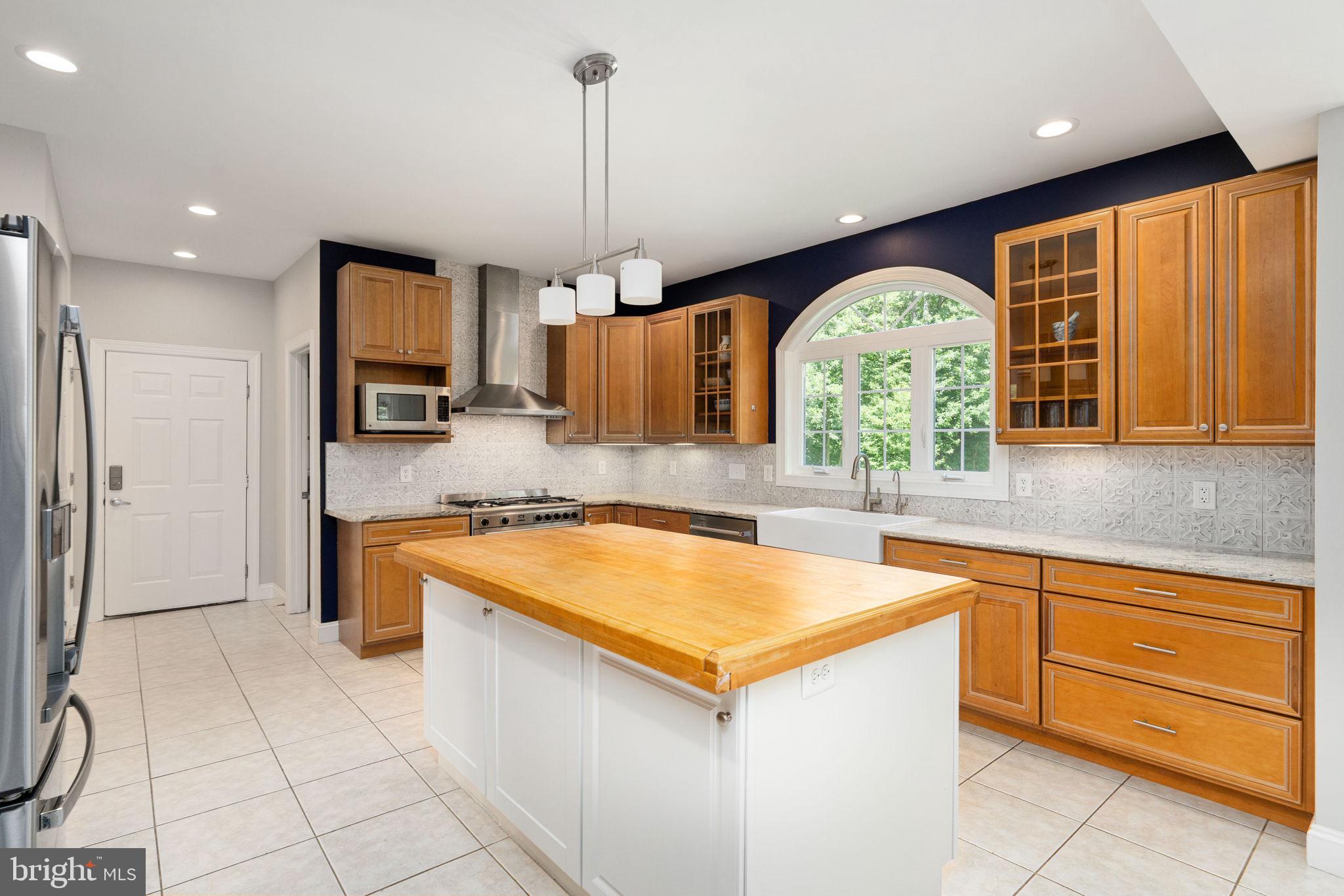182 Wood Landing Road Fredericksburg, VA 22405 - Photo 36 of 102