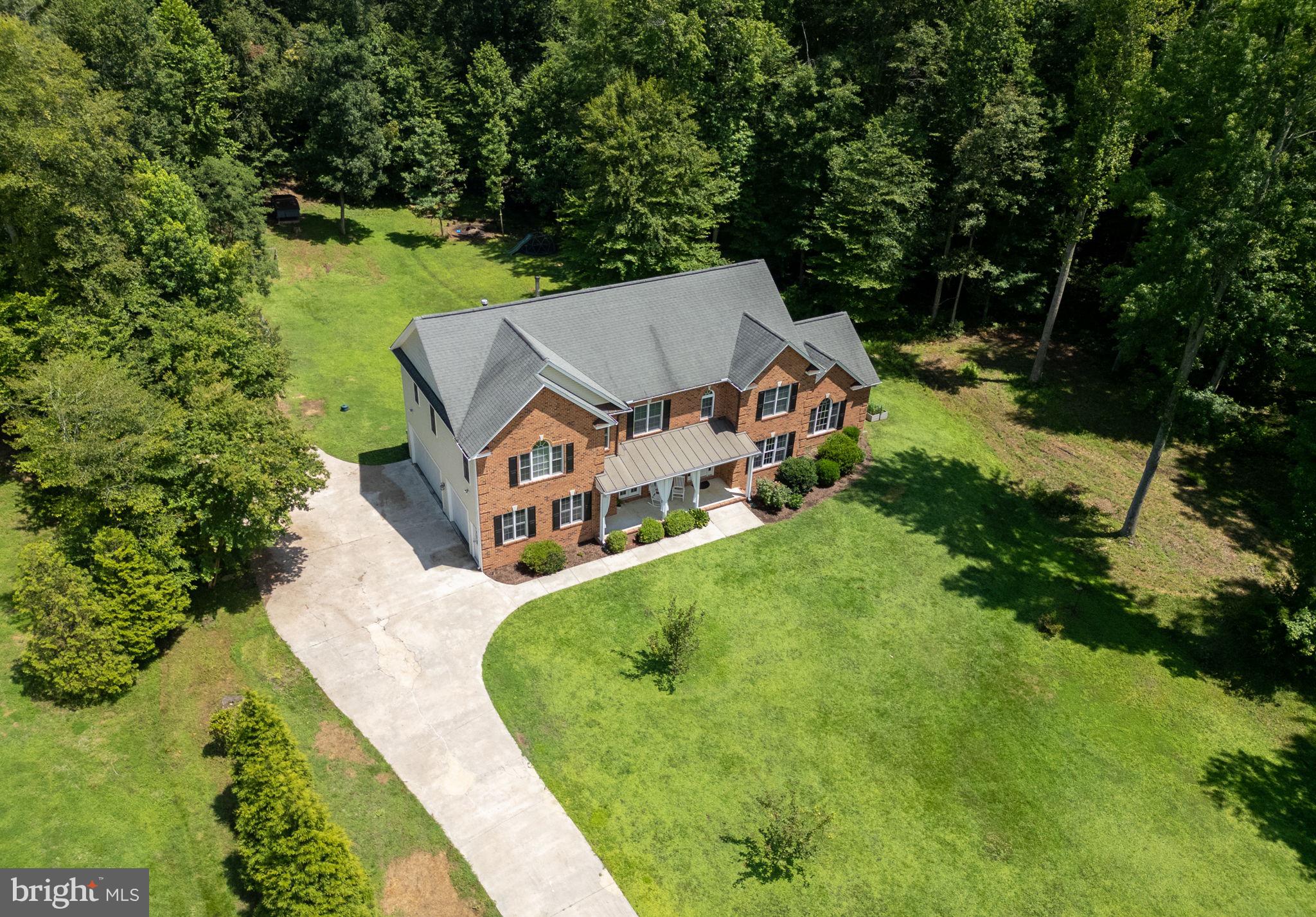182 Wood Landing Road Fredericksburg, VA 22405 - Photo 5 of 102