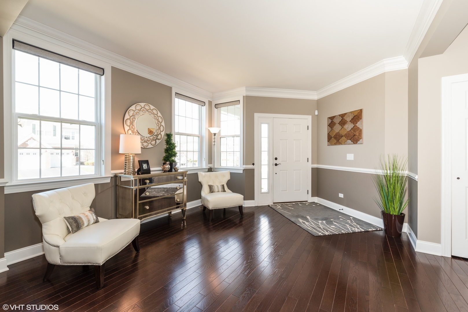 1218 Falcon Ridge Drive Elgin, IL 60124 - Photo 3 of 19 Gallery Image 3