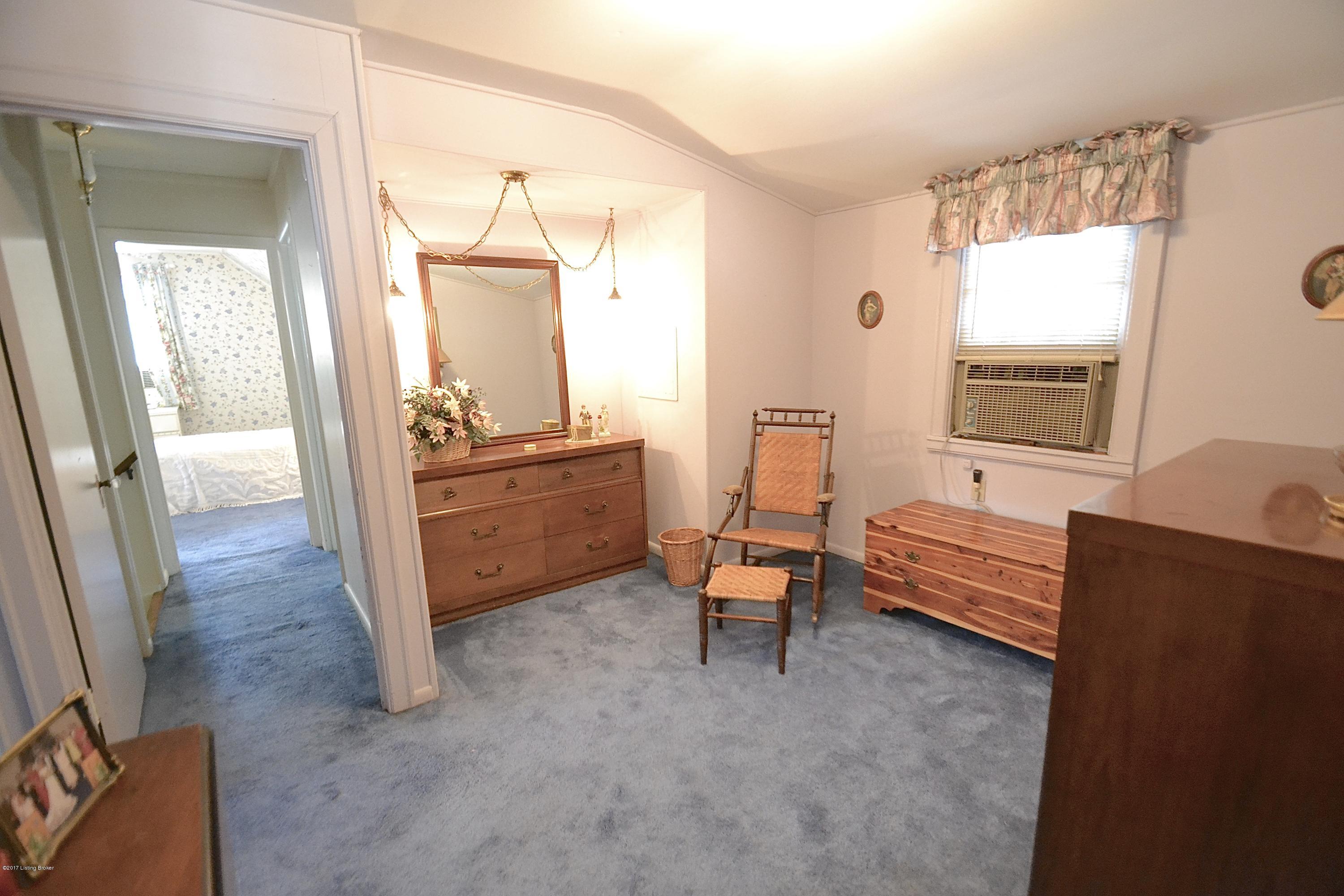 3005 Dundee Road Louisville, KY 40205 - Photo 15 of 30 another view of large bedroom