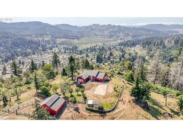 $865,000 | 946 North Echo Mountain Road, Otis, OR 97368
