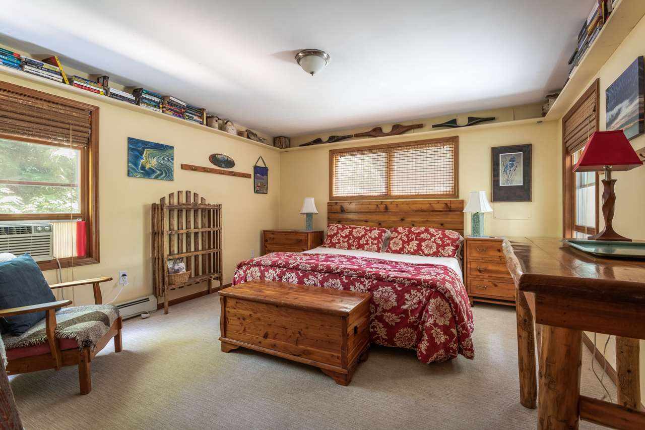 6801 East Birch Point Road Traverse City, MI 49684 - Photo 15 of 66 1881300-14.JPG