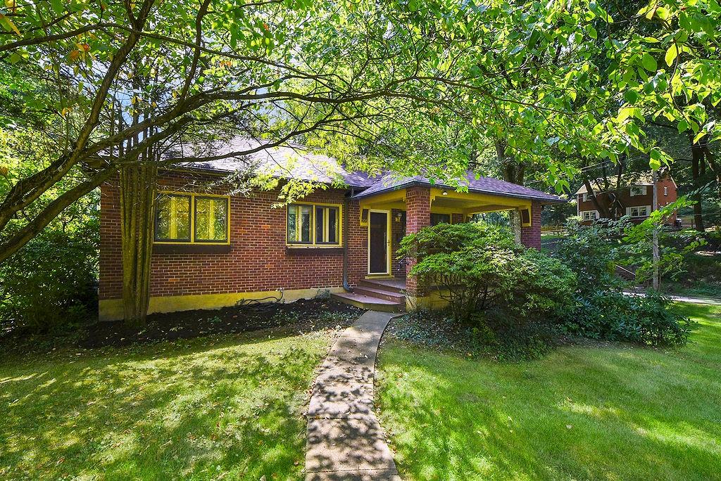 206 Woodside Road Pittsburgh, PA 15221 - Photo 1 of 36 Gallery Image 1