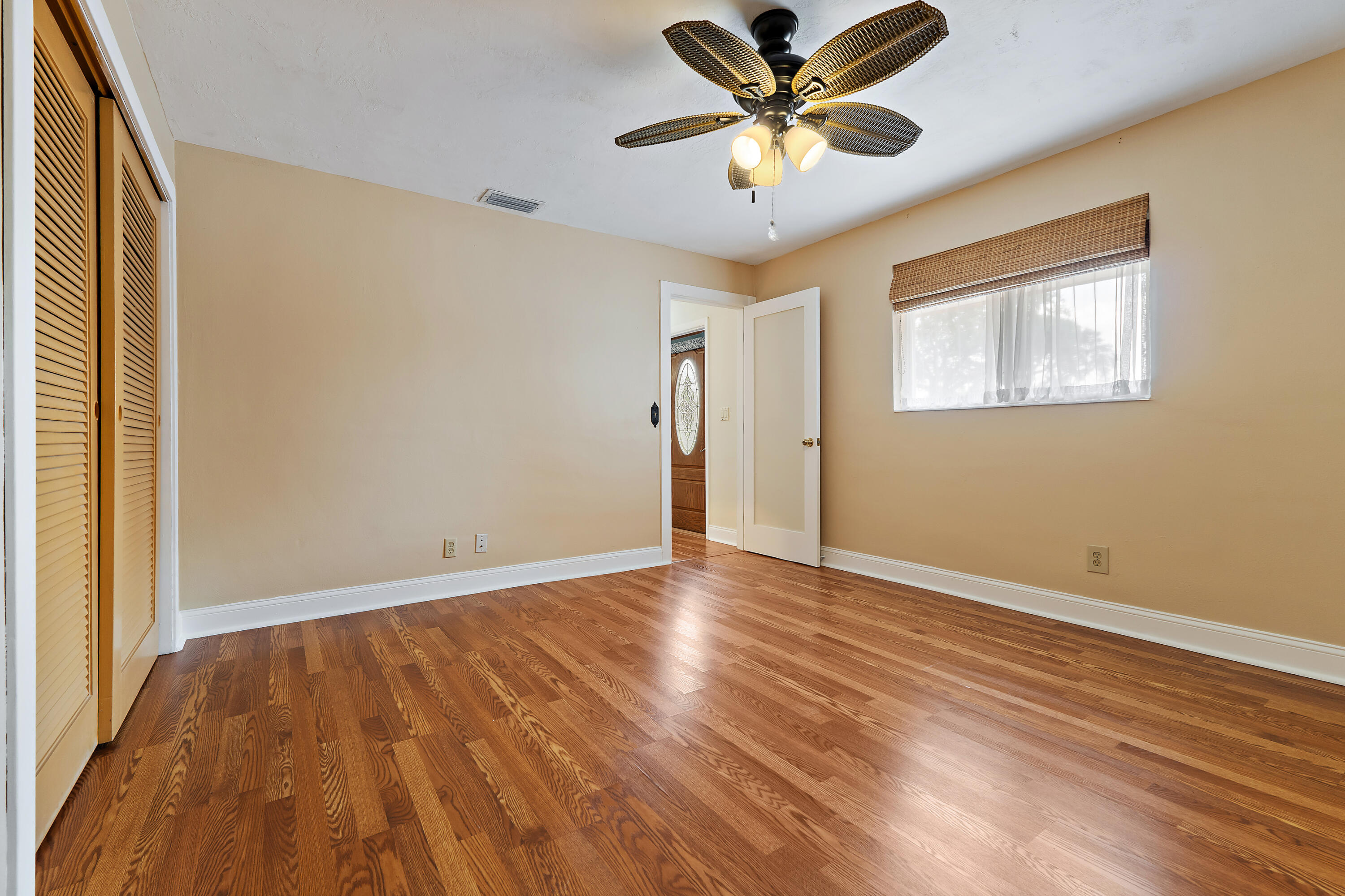 815 West Laird Drive Jupiter, FL 33458 - Photo 23 of 43 Primary Bedroom