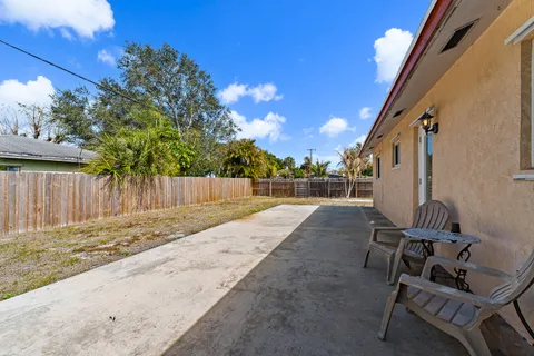 $489,000 | 815 West Laird Drive, Jupiter, FL 33458