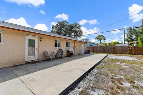 $489,000 | 815 West Laird Drive, Jupiter, FL 33458