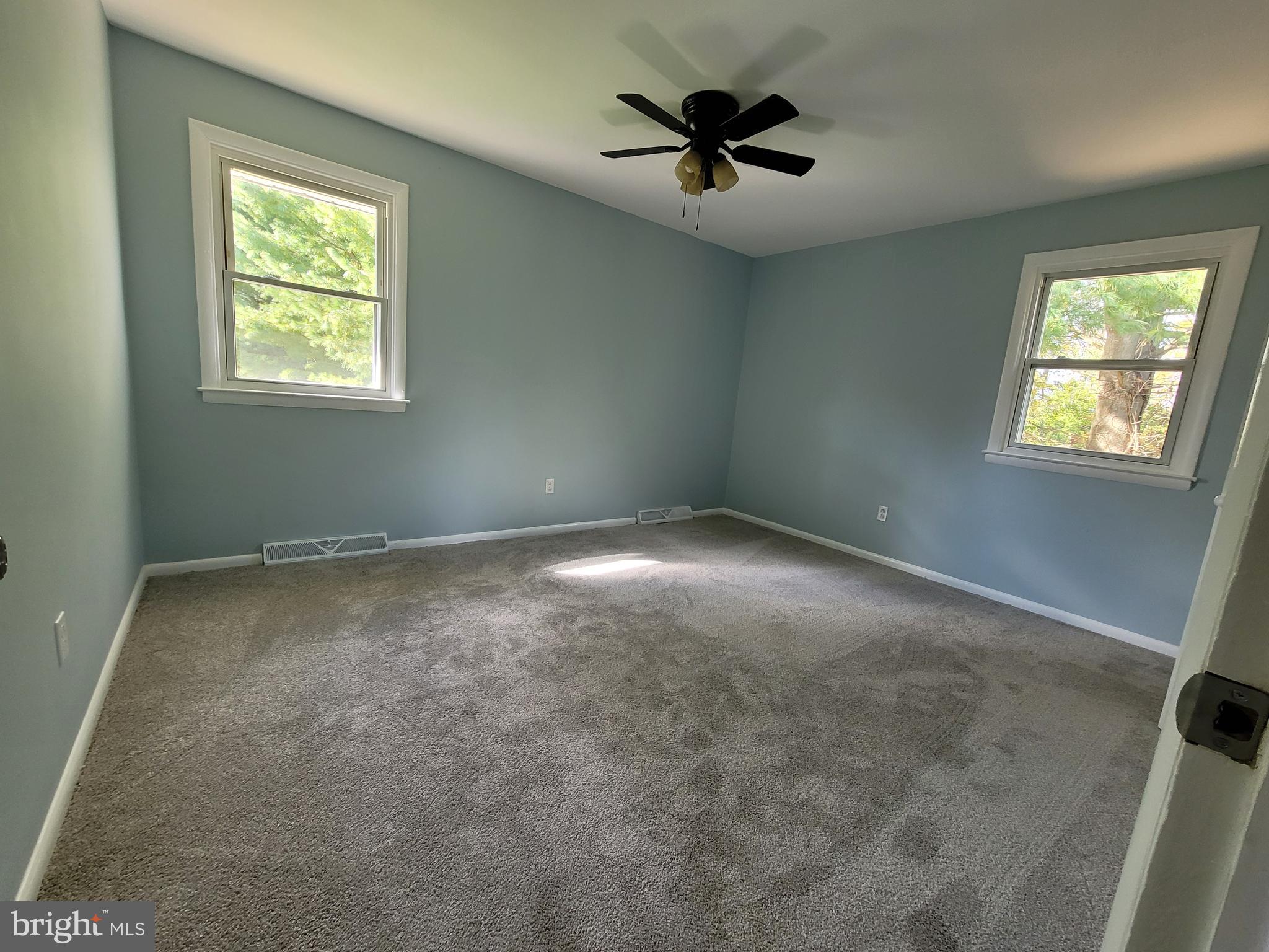 219 Vineyard Road Atco, NJ 08004 - Photo 14 of 32