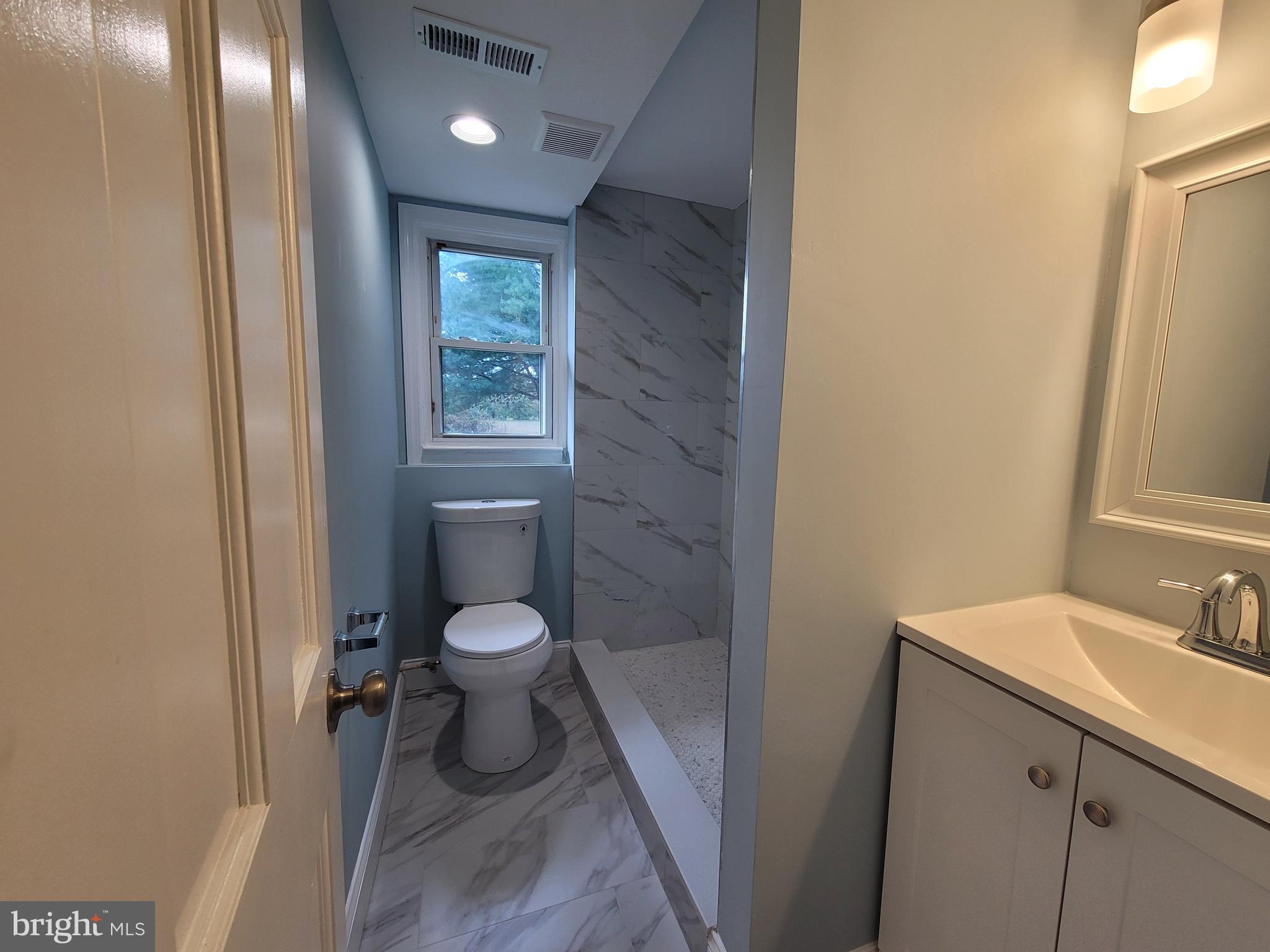 219 Vineyard Road Atco, NJ 08004 - Photo 21 of 32