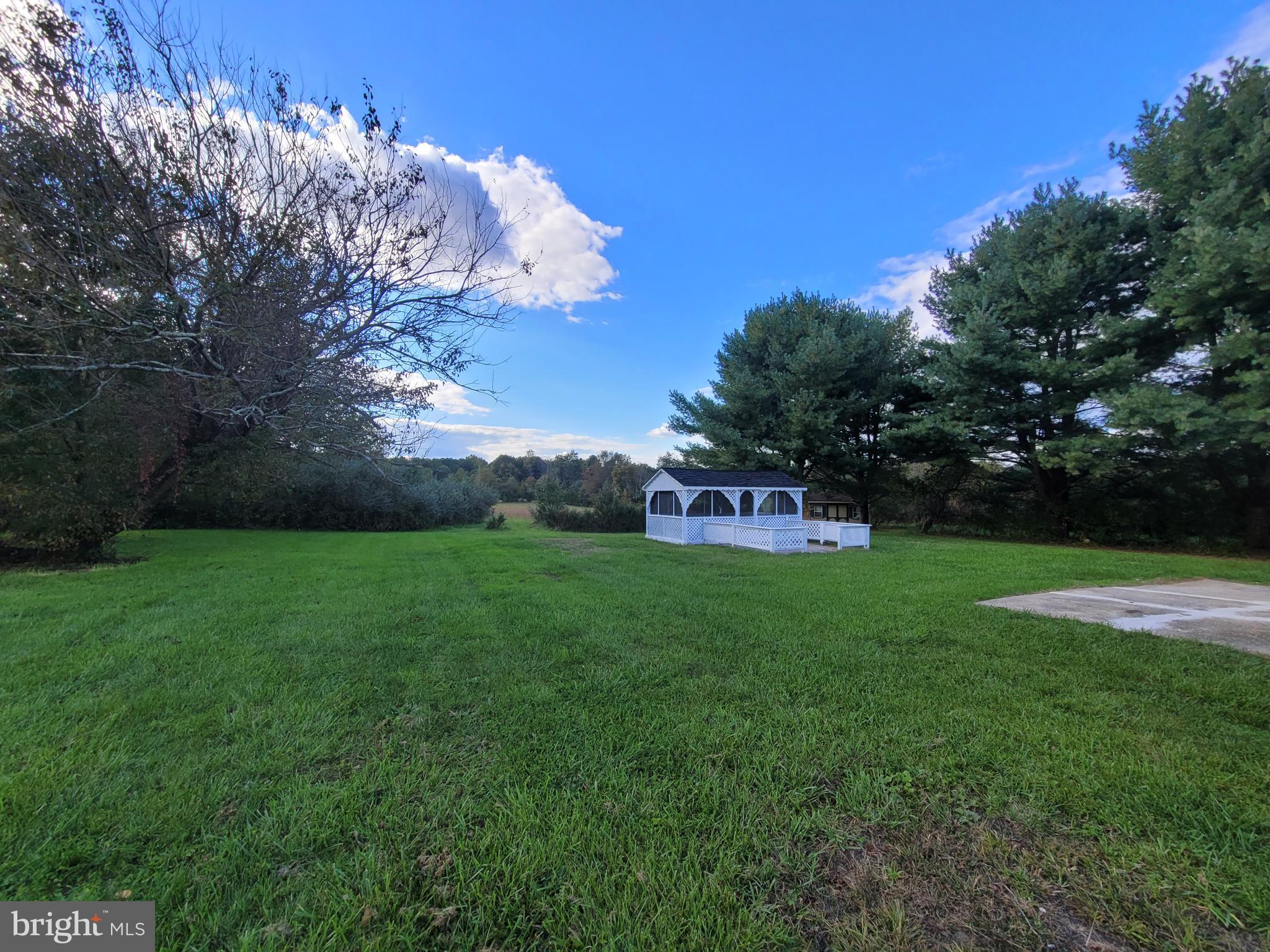 219 Vineyard Road Atco, NJ 08004 - Photo 27 of 32