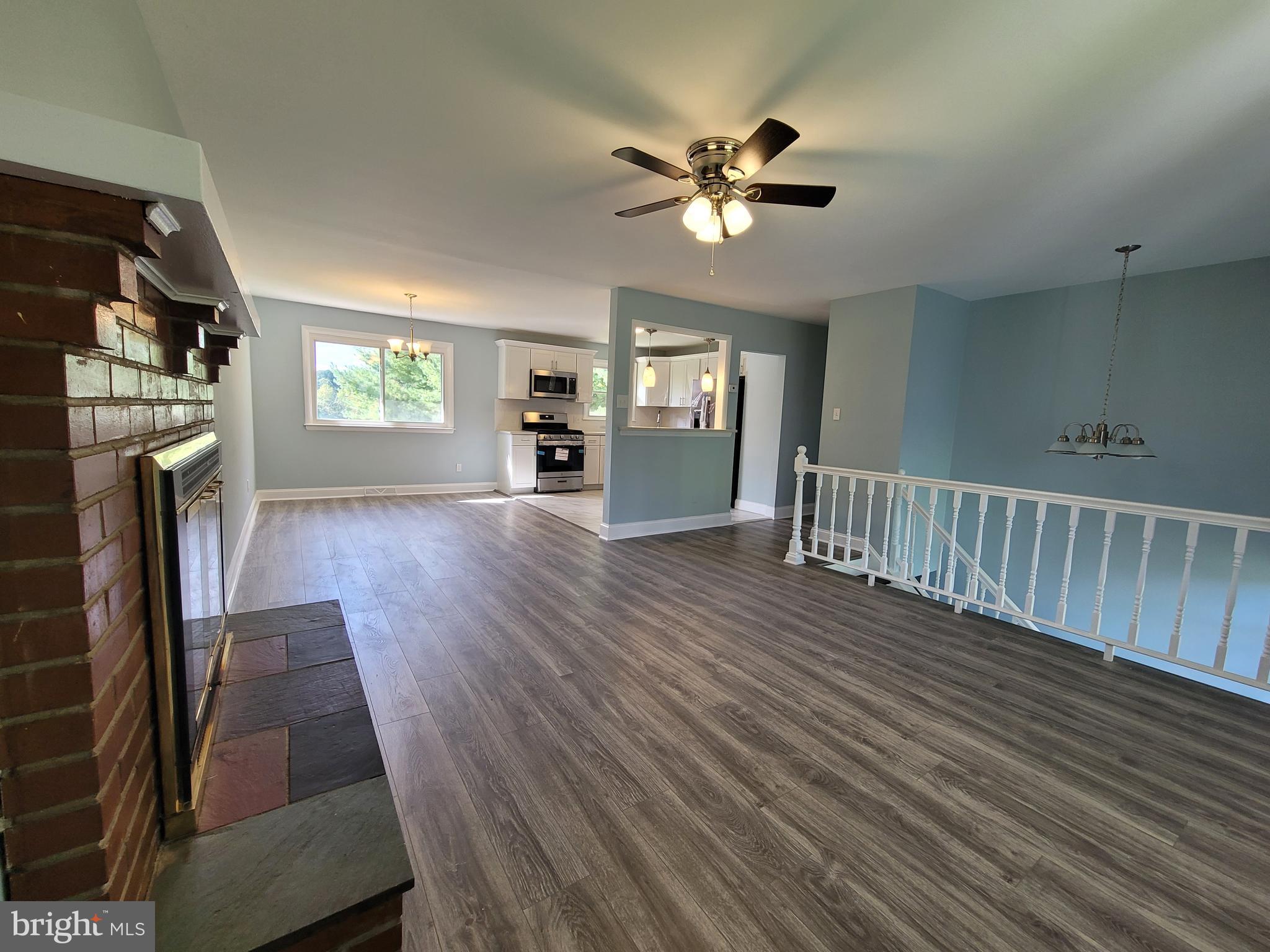 219 Vineyard Road Atco, NJ 08004 - Photo 6 of 32