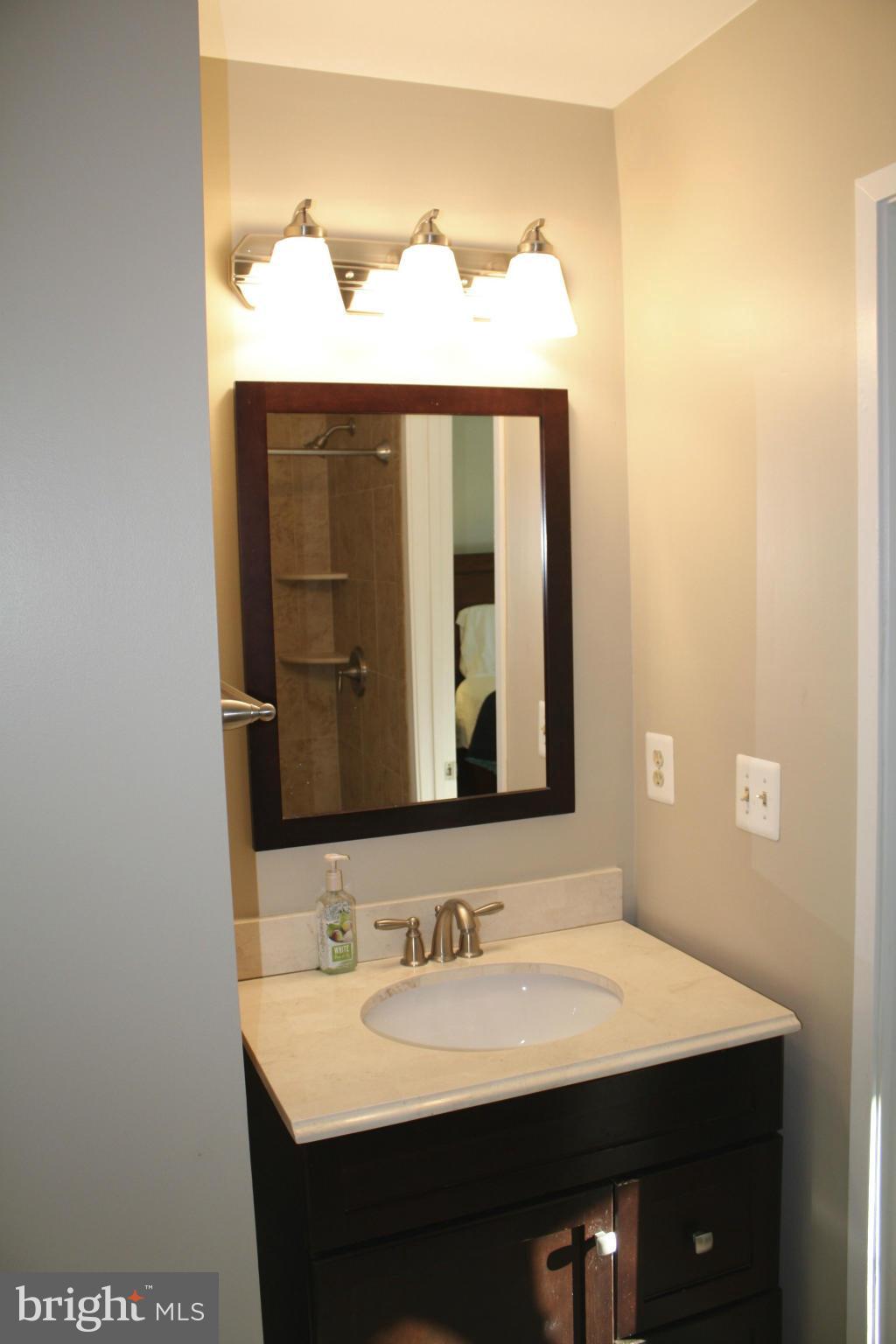 2046 Headlands Circle Reston, VA 20191 - Photo 9 of 18 newly renovated bathroom