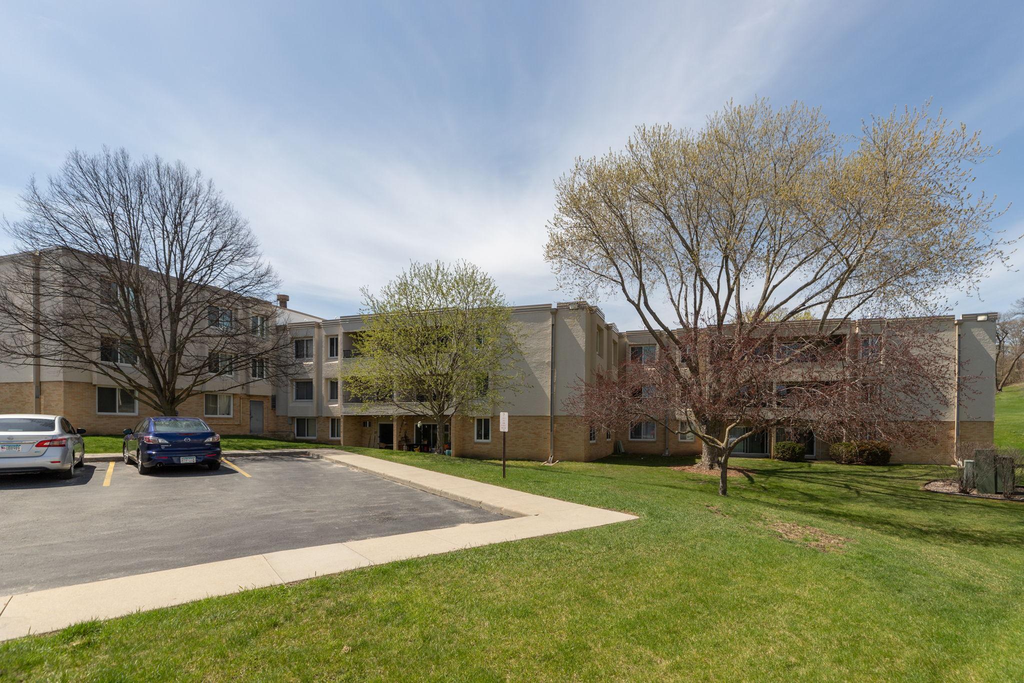 1911 Viking Drive Northwest, Unit 25 Rochester, MN 55901 - Photo 2 of 27