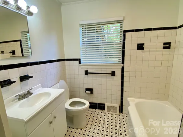 $3,100 | 1417 Cortland Road West, Charlotte, NC 28209