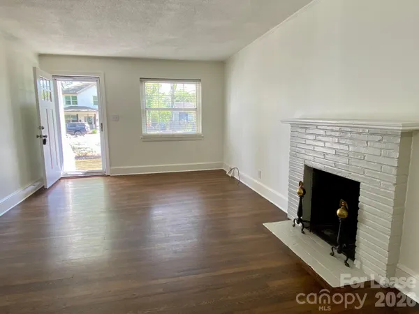 $3,100 | 1417 Cortland Road West, Charlotte, NC 28209