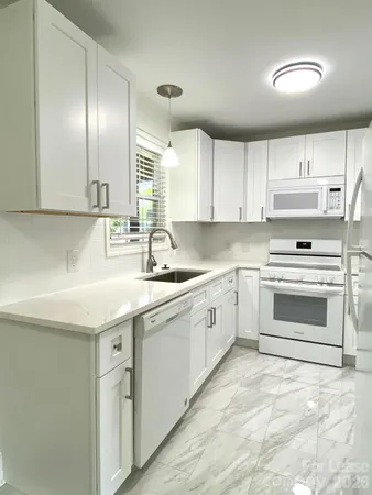 $3,100 | 1417 Cortland Road West, Charlotte, NC 28209