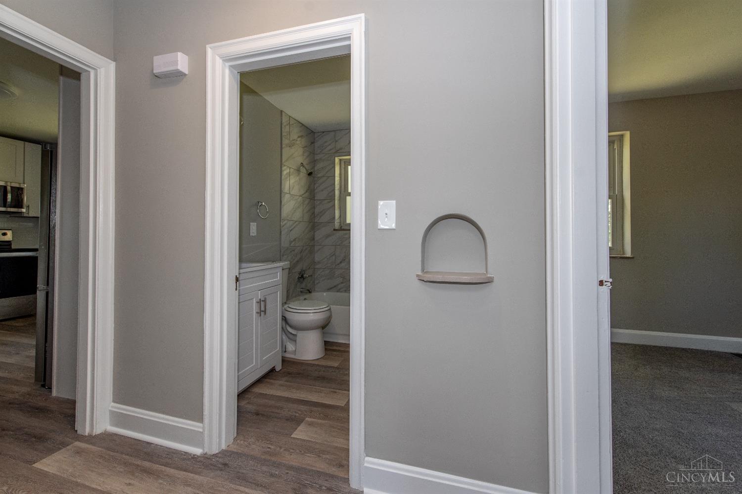 4265 Hutchinson Road Cincinnati, OH 45248 - Photo 19 of 46 Gallery Image 19