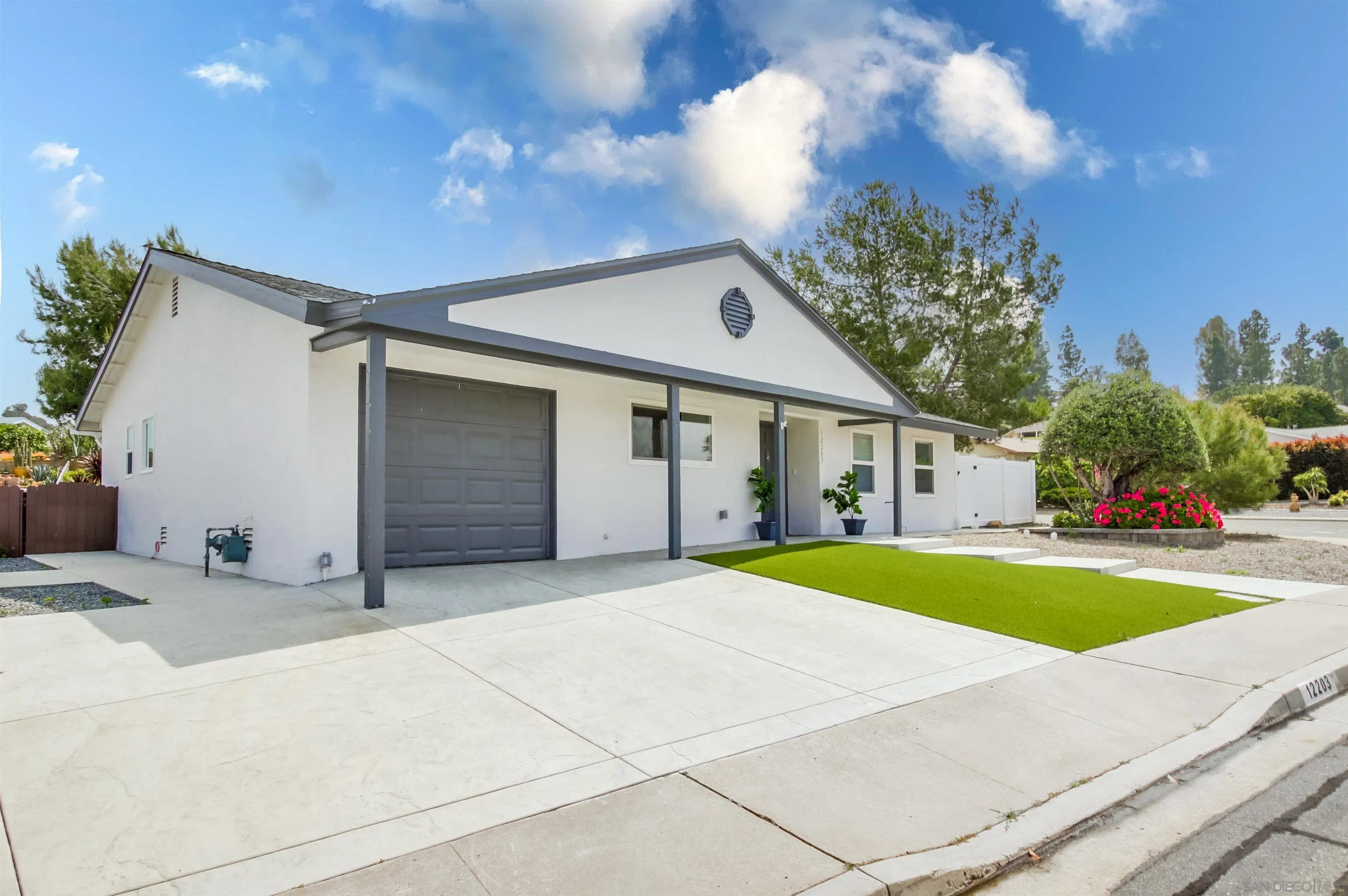 12203 Rios Road San Diego, CA 92128 - Photo 3 of 31 Gallery Image 3