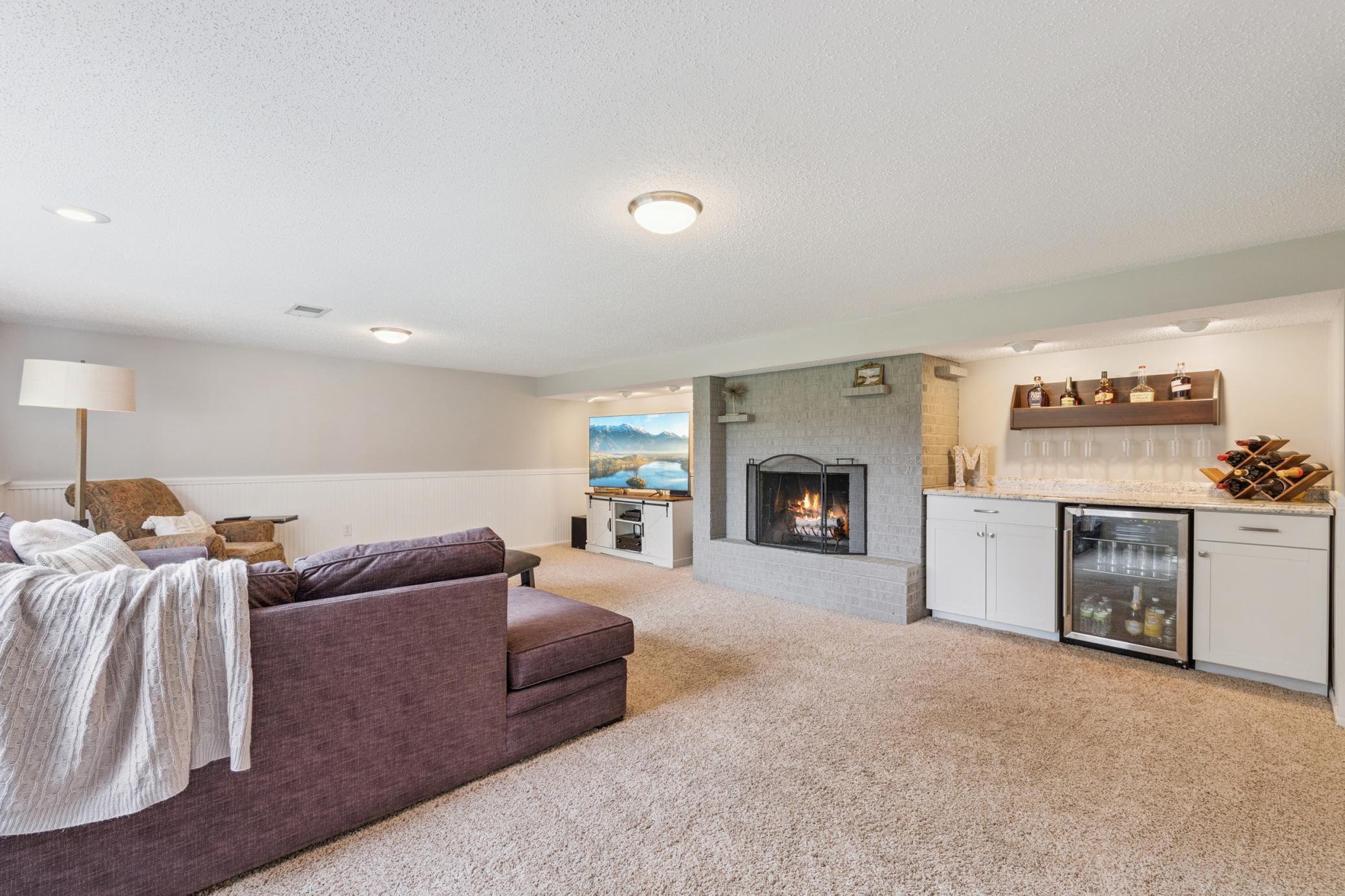 5235 Kimberly Road Minnetonka, MN 55345 - Photo 21 of 37 Gallery Image 21