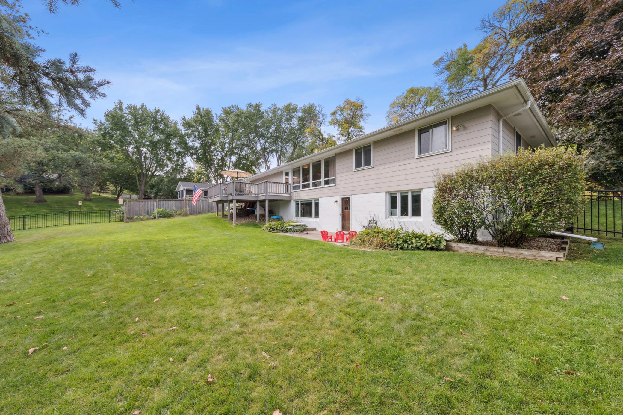 5235 Kimberly Road Minnetonka, MN 55345 - Photo 32 of 37 Gallery Image 32