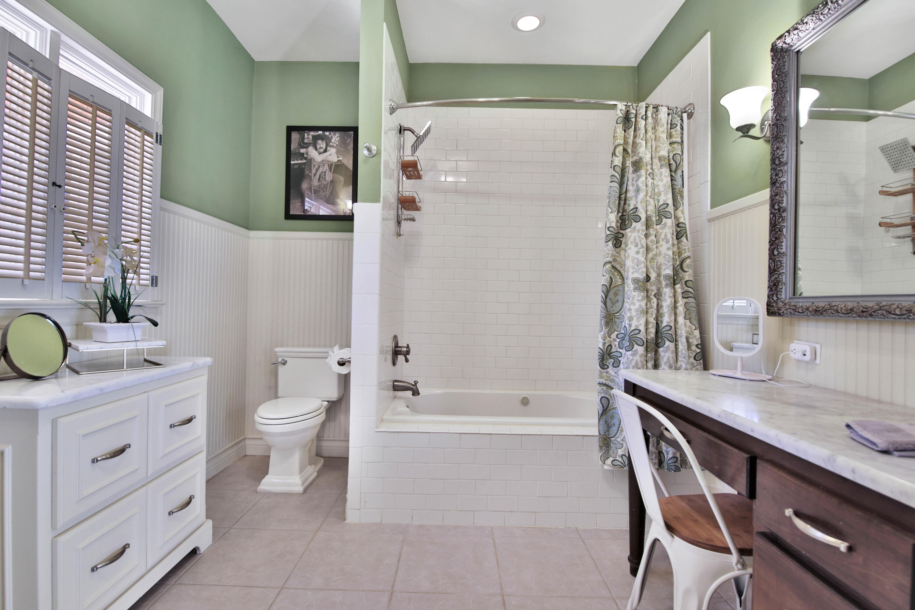 2901 19th Street Lubbock, TX 79410 - Photo 29 of 77 Primary Bath 1