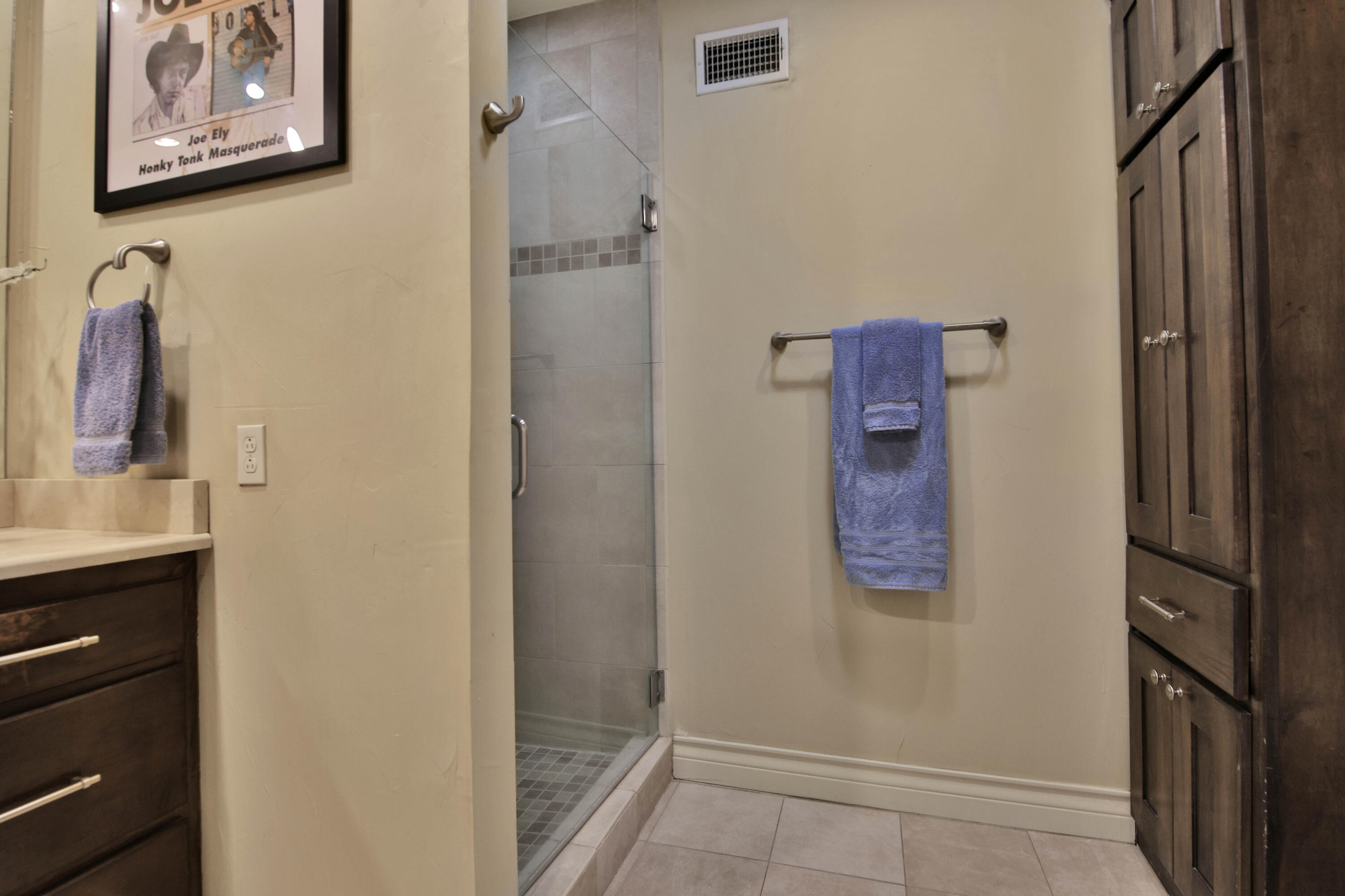 2901 19th Street Lubbock, TX 79410 - Photo 32 of 77 Primary Bath 2