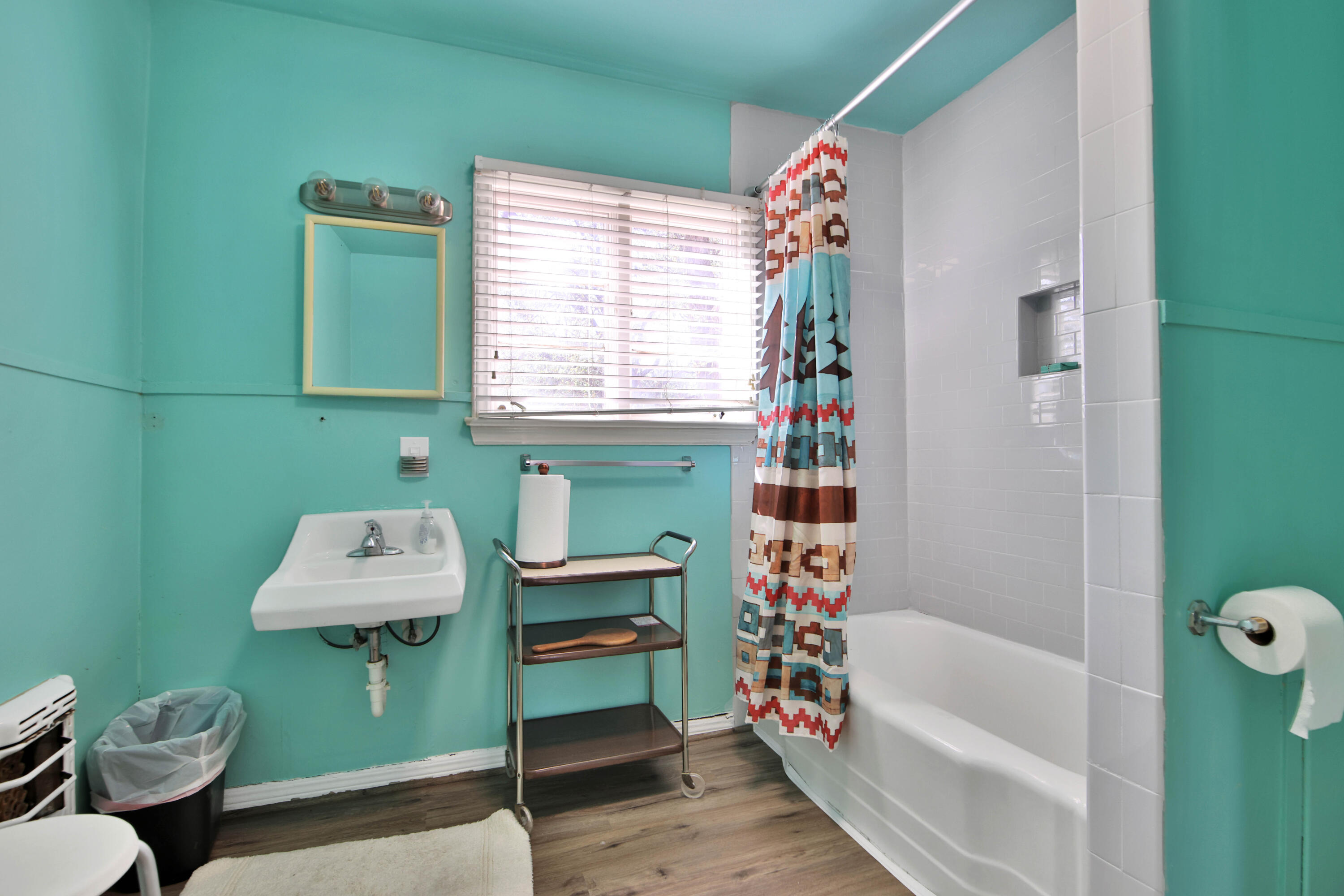 2901 19th Street Lubbock, TX 79410 - Photo 62 of 77 Guest House Bath