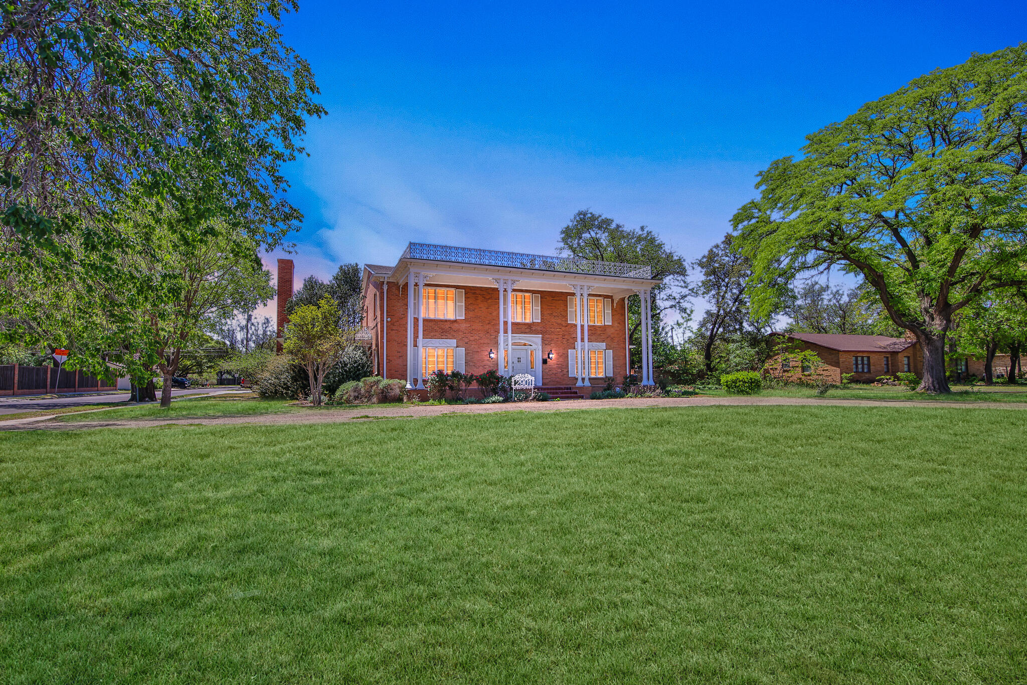 2901 19th Street Lubbock, TX 79410 - Photo 68 of 77 Twilight Front