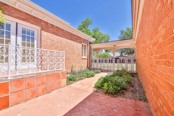 $908,000 | 2901 19th Street, Lubbock, TX 79410
