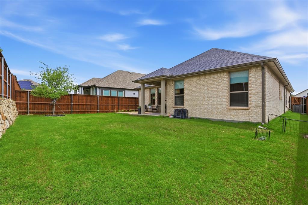 1837 Flowing Rdg Road Midlothian, TX 76065 - Photo 29 of 36 Gallery Image 29