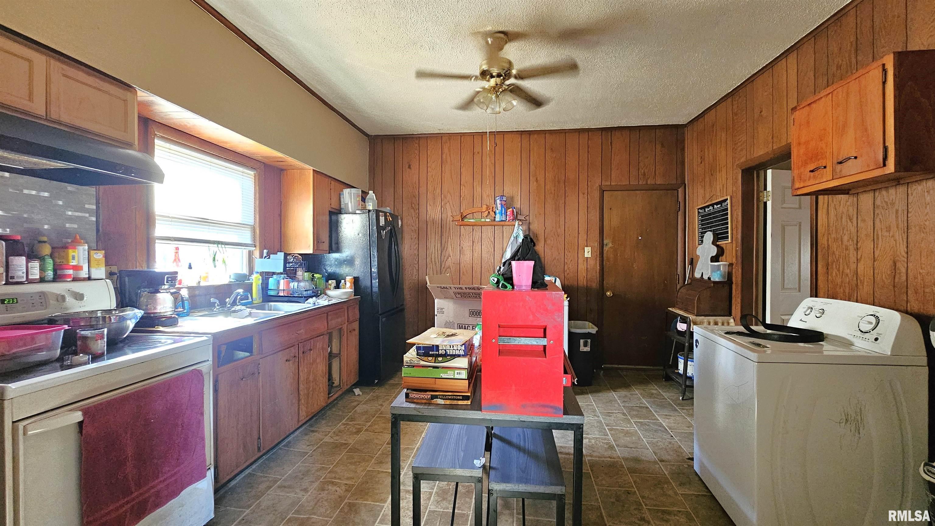 202 South Liberty Street Marion, IL 62959 - Photo 5 of 17