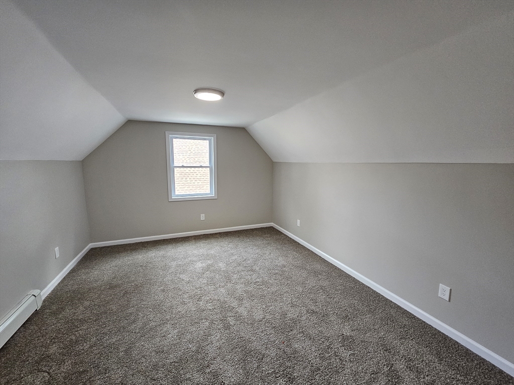 68 Fargo Street Springfield, MA 01119 - Photo 11 of 12
