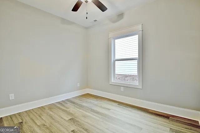 $3,200 | 190 Redhaven Drive, Senoia, GA 30276