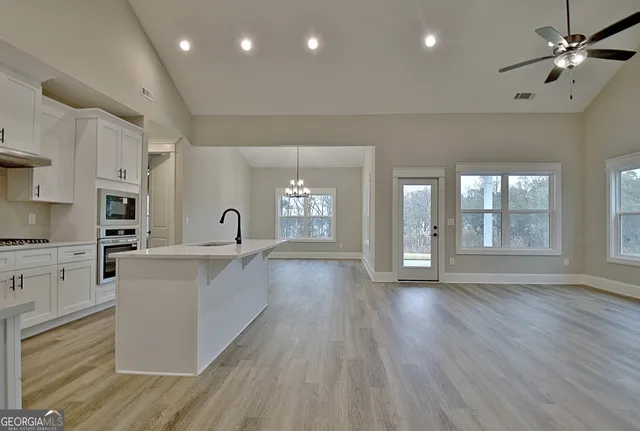 $3,200 | 190 Redhaven Drive, Senoia, GA 30276