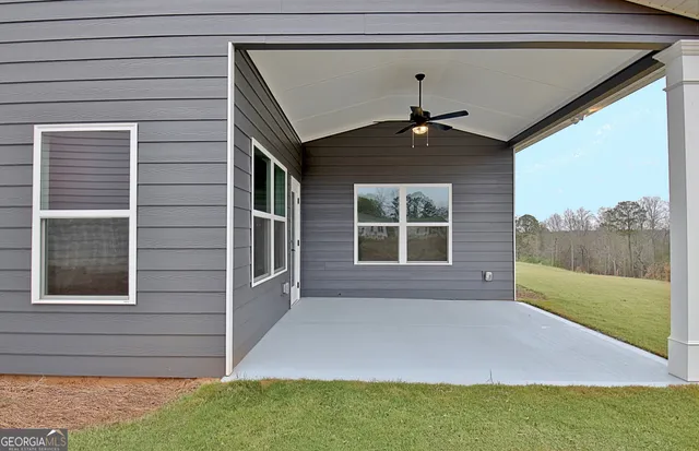 $3,200 | 190 Redhaven Drive, Senoia, GA 30276