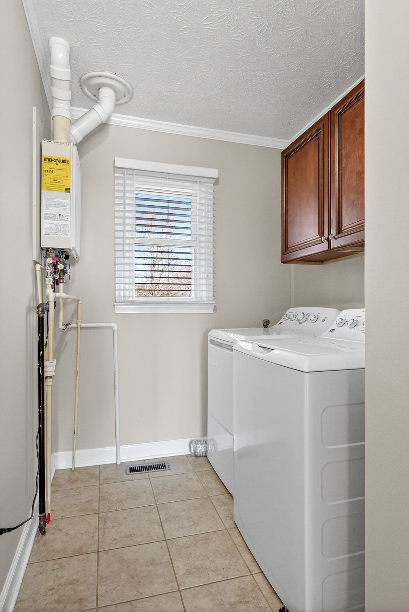 326 Webb Lane Smithville, TN 37166 - Photo 14 of 31 a utility room with dryer and washer