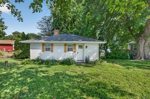 $349,900 | N9092 County Road East, Randolph, WI 53956
