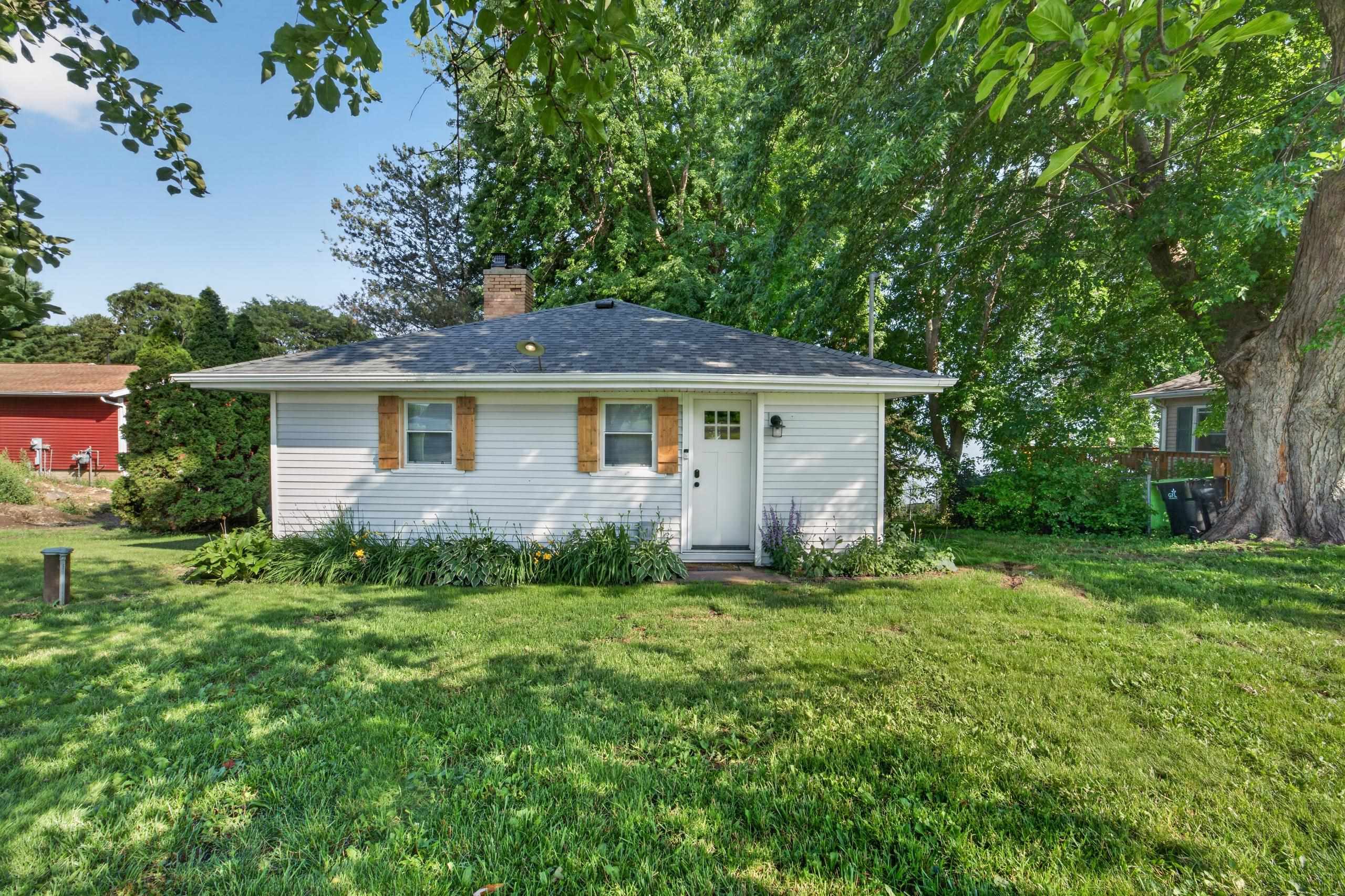 N9092 County Road East Randolph, WI 53956 - Photo 1 of 32