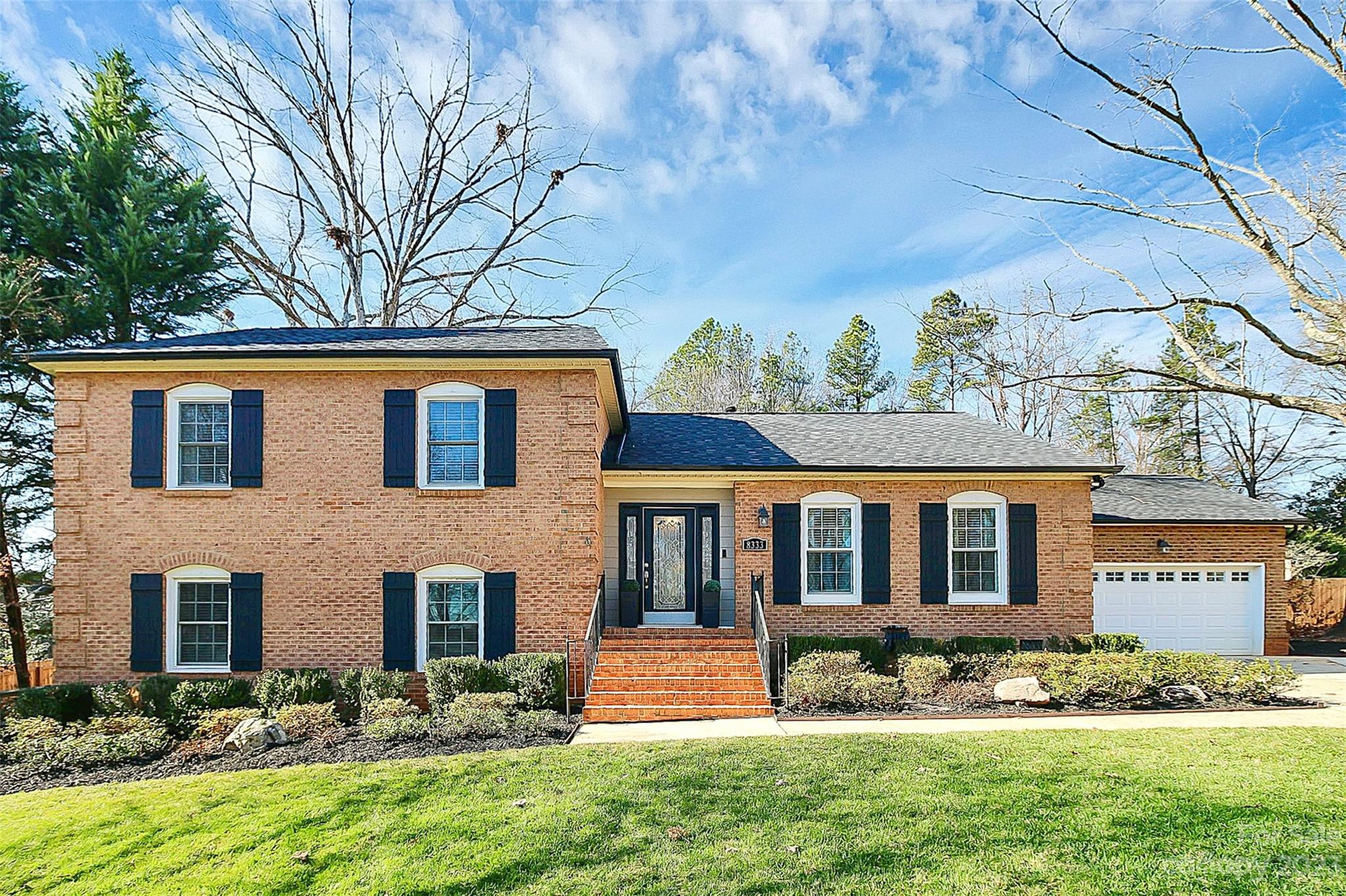 8333 Prince George Road Charlotte, NC 28210 - Photo 1 of 46 Gallery Image 1