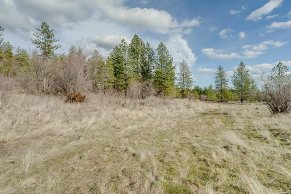 $150,000 | Nine Mile Falls, Nine Mile Falls, WA 99026