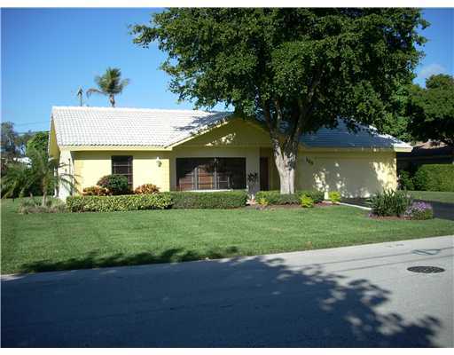 153 Northwest 11th Avenue Boca Raton, FL 33486 - Photo 1 of 15 Primary Photo
