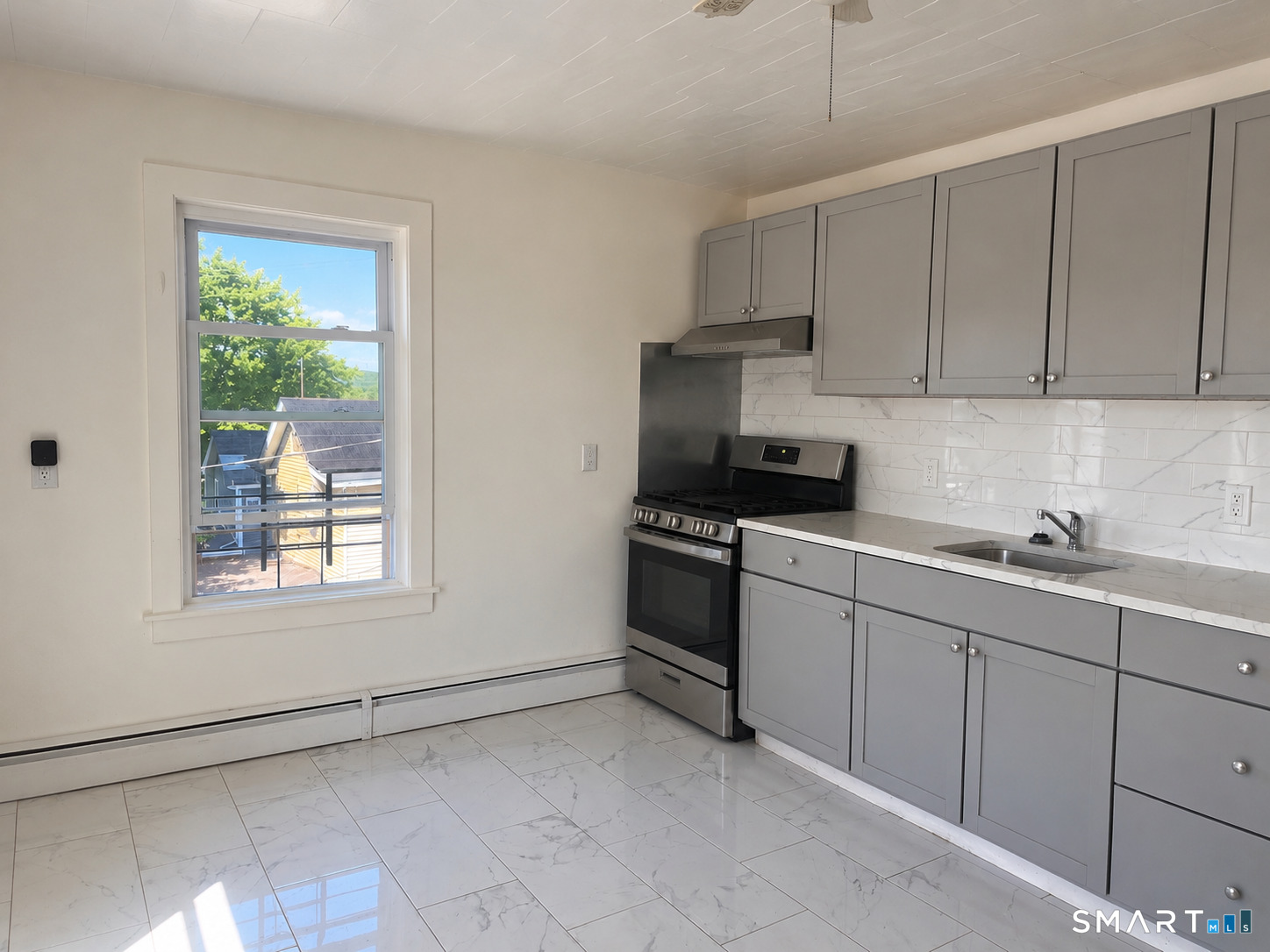 37 Elm Street Meriden, CT 06450 - Photo 2 of 3