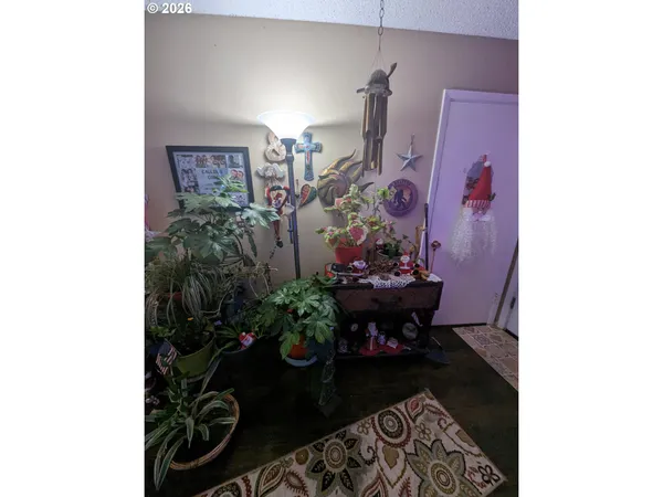 $289,000 | 5829 Cheyne Avenue, Klamath Falls, OR 97603