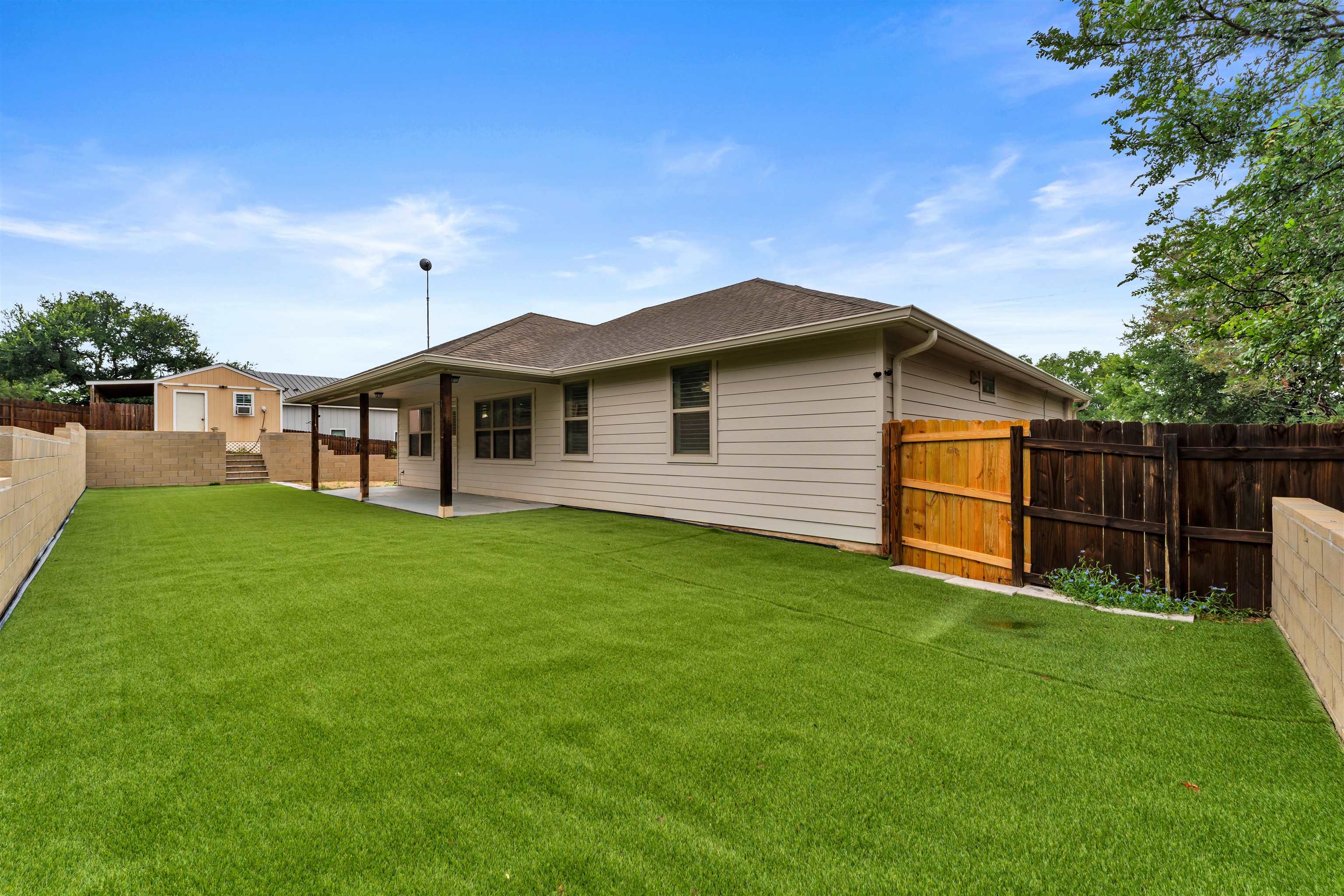 511 Taylor Drive Horseshoe Bay, TX 78657 - Photo 23 of 36