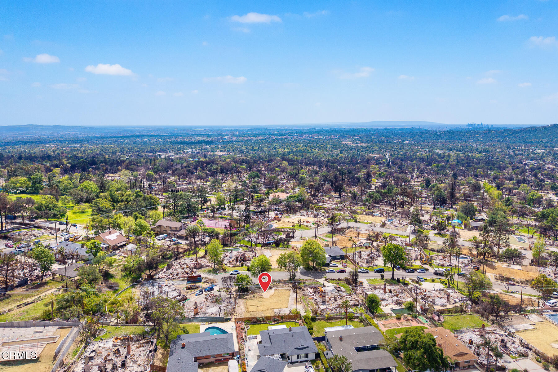 411 Alta Pine Drive Altadena, CA 91001 - Photo 19 of 23 an aerial view of multiple house