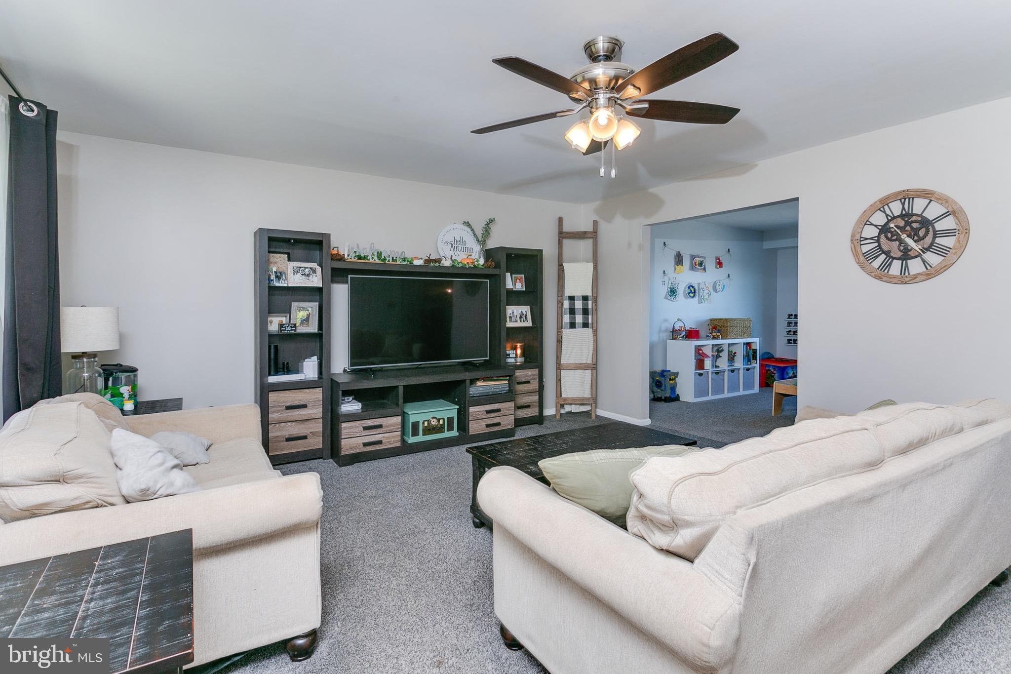 4529 Hillside Road Reading, PA 19606 - Photo 3 of 37 Gallery Image 3