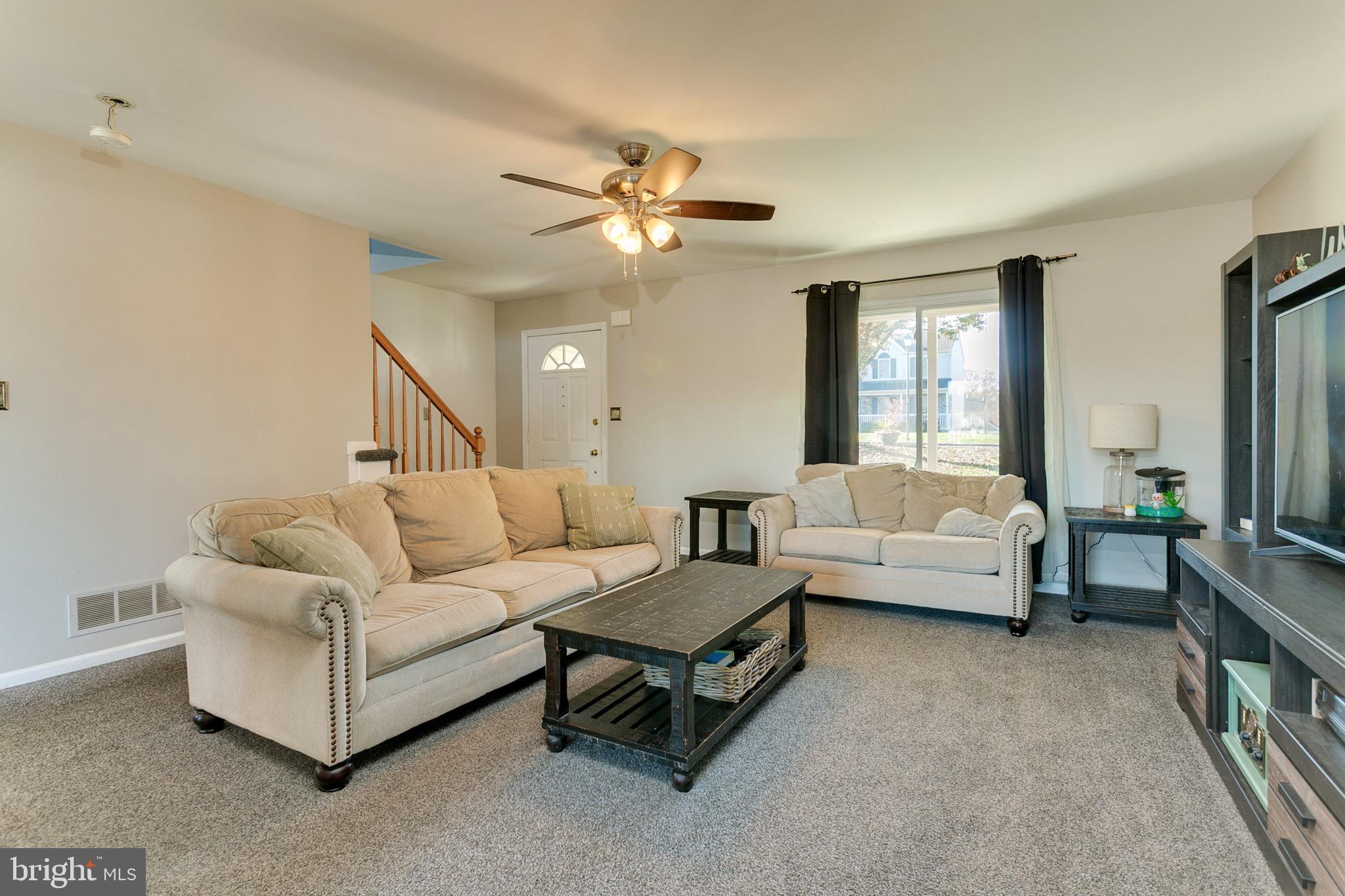 4529 Hillside Road Reading, PA 19606 - Photo 4 of 37 Gallery Image 4