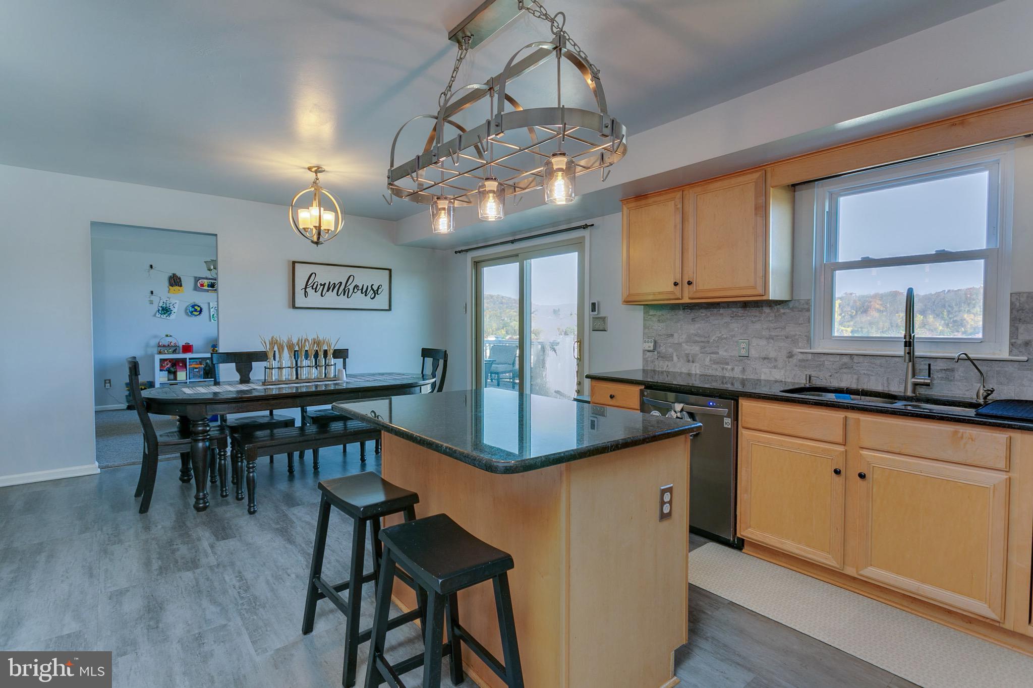4529 Hillside Road Reading, PA 19606 - Photo 5 of 37 Gallery Image 5